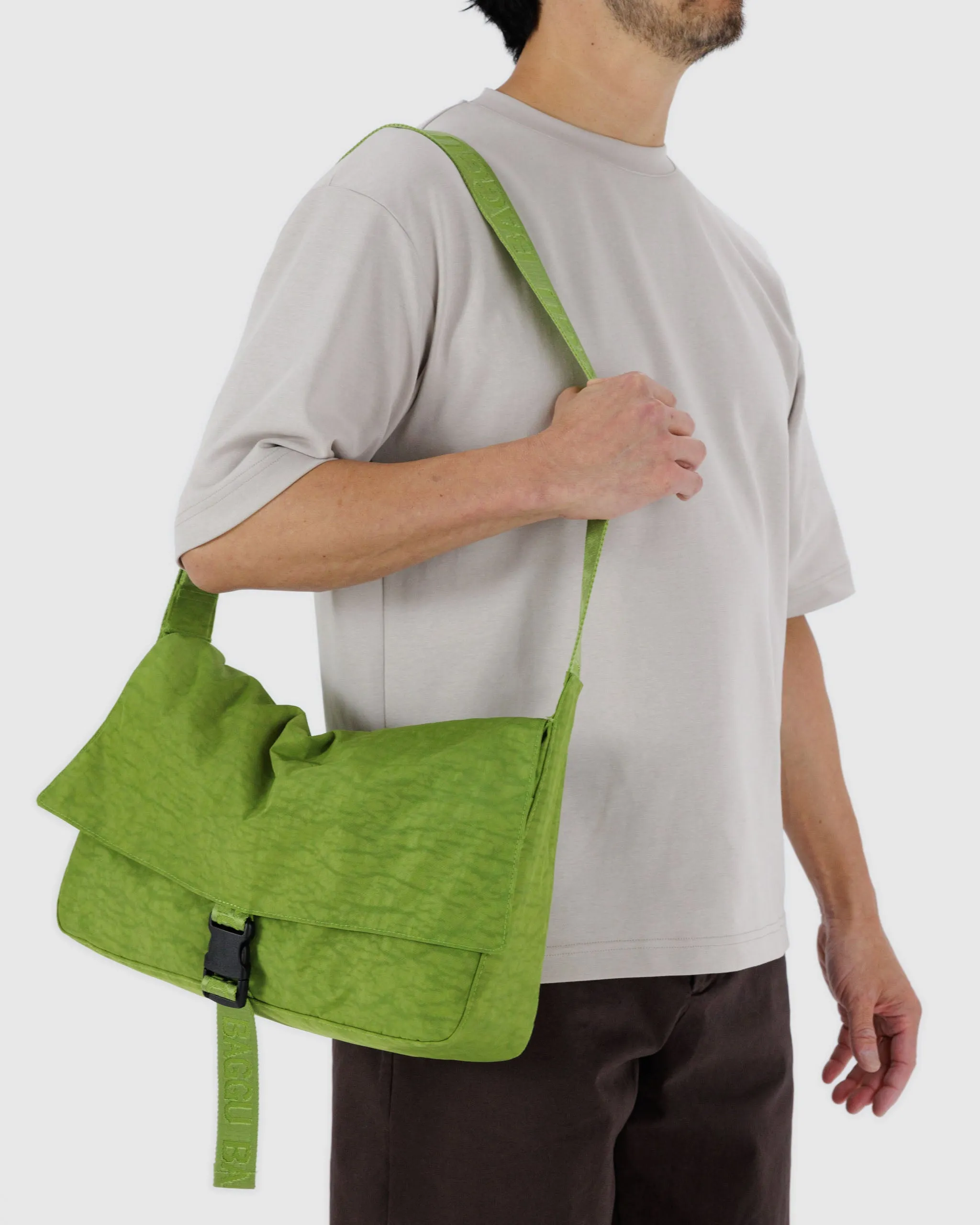 Baggu Nylon Messenger Bag