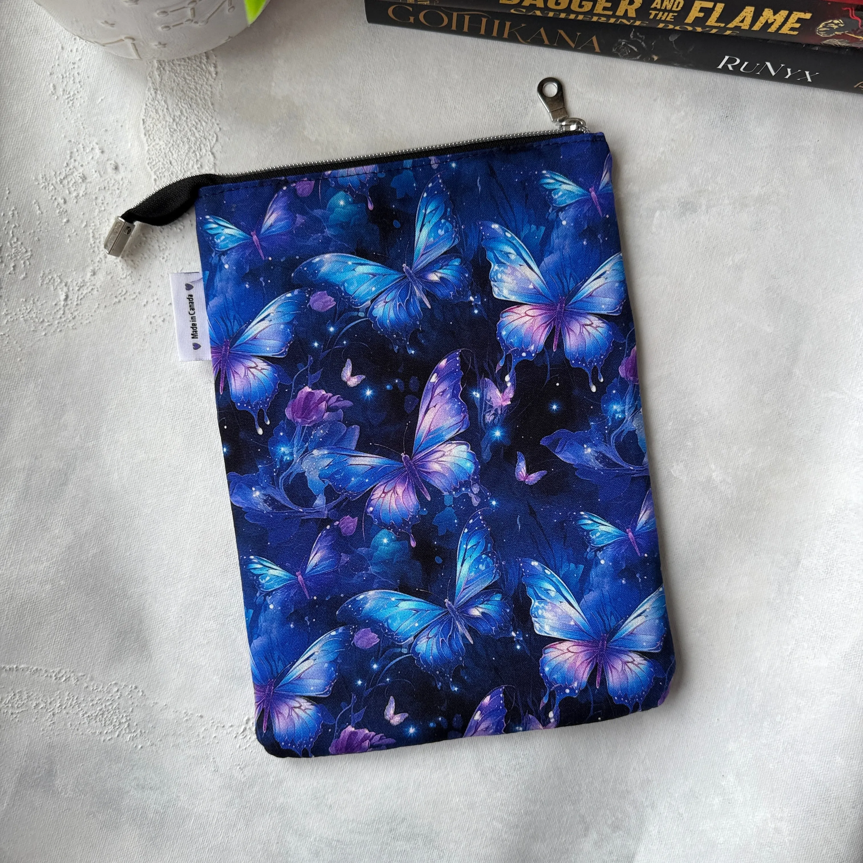 Beautiful Butterfly -  Zippered Book Sleeve