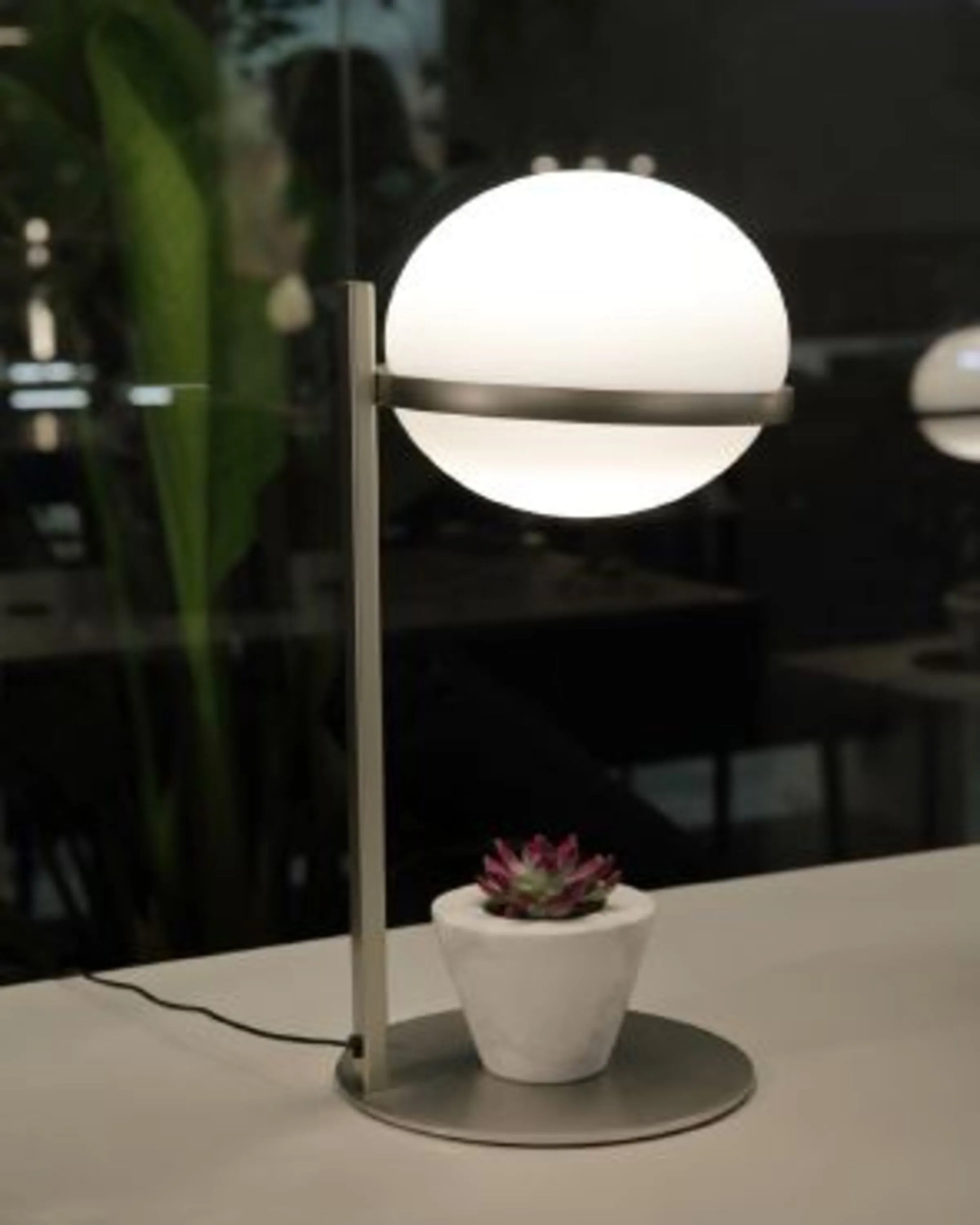 Beautiful Modern Luxury Standing Lights