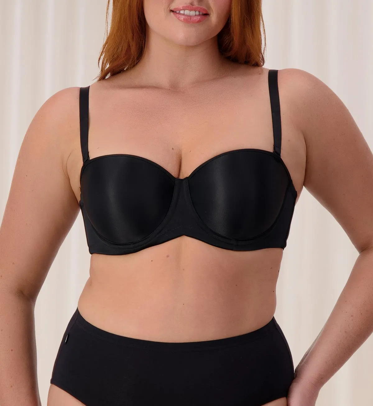 BEAUTIFUL SILHOUETTE STRAPLESS BRA