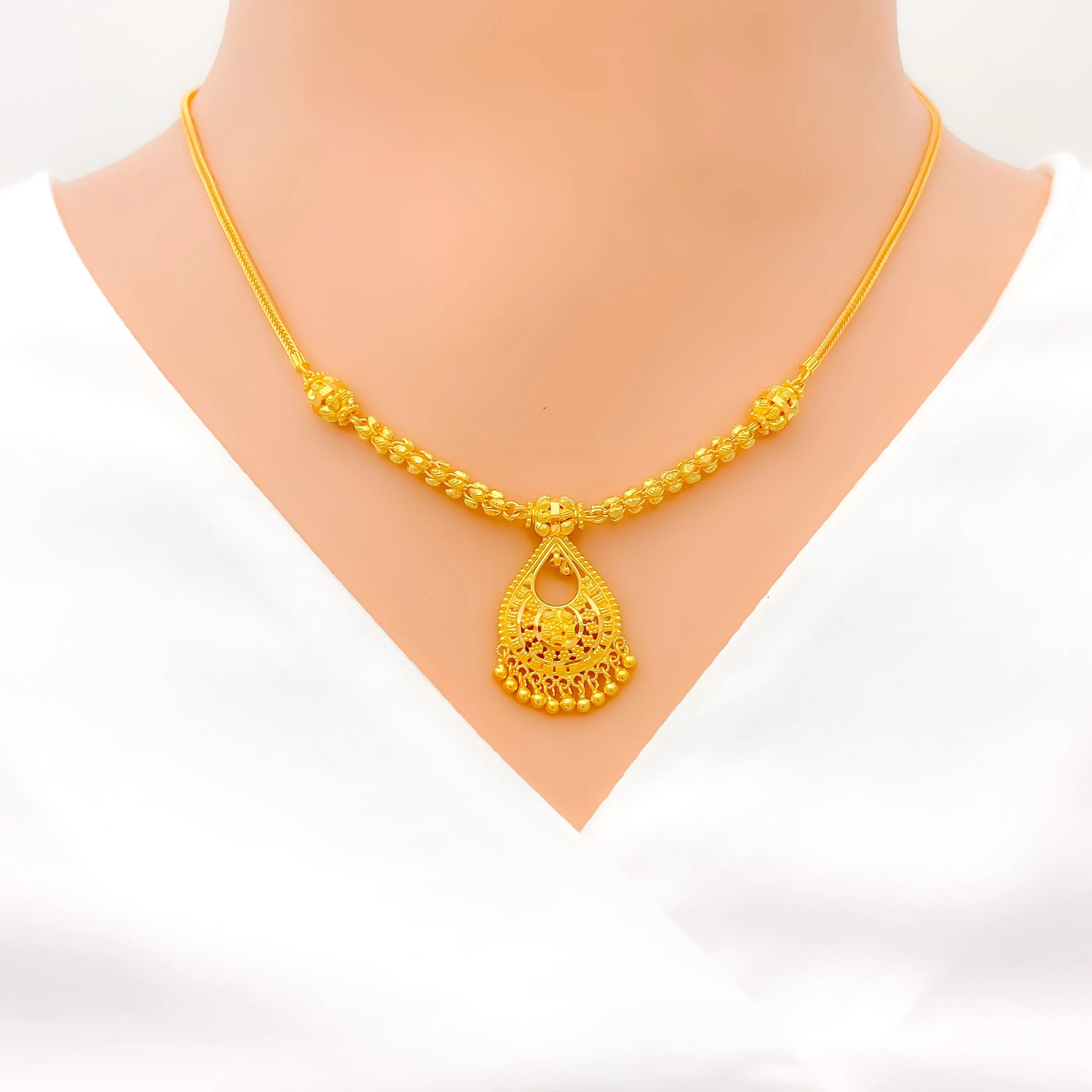 Beautiful Traditional Necklace Set