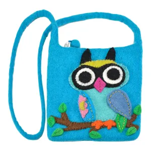 Big Eyed Owl on the branch Cross-Body Bag