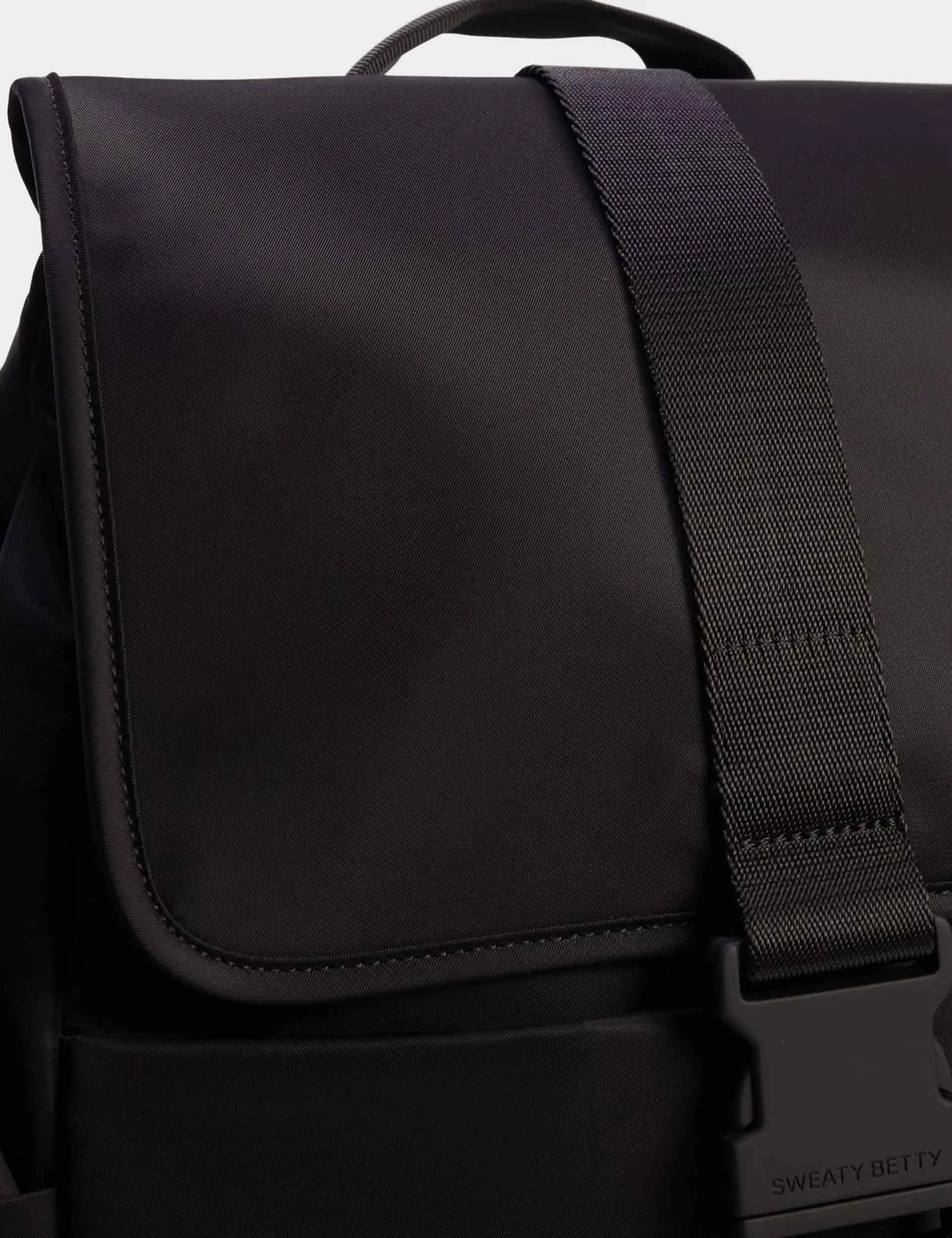 Essentials Motion Backpack - Black