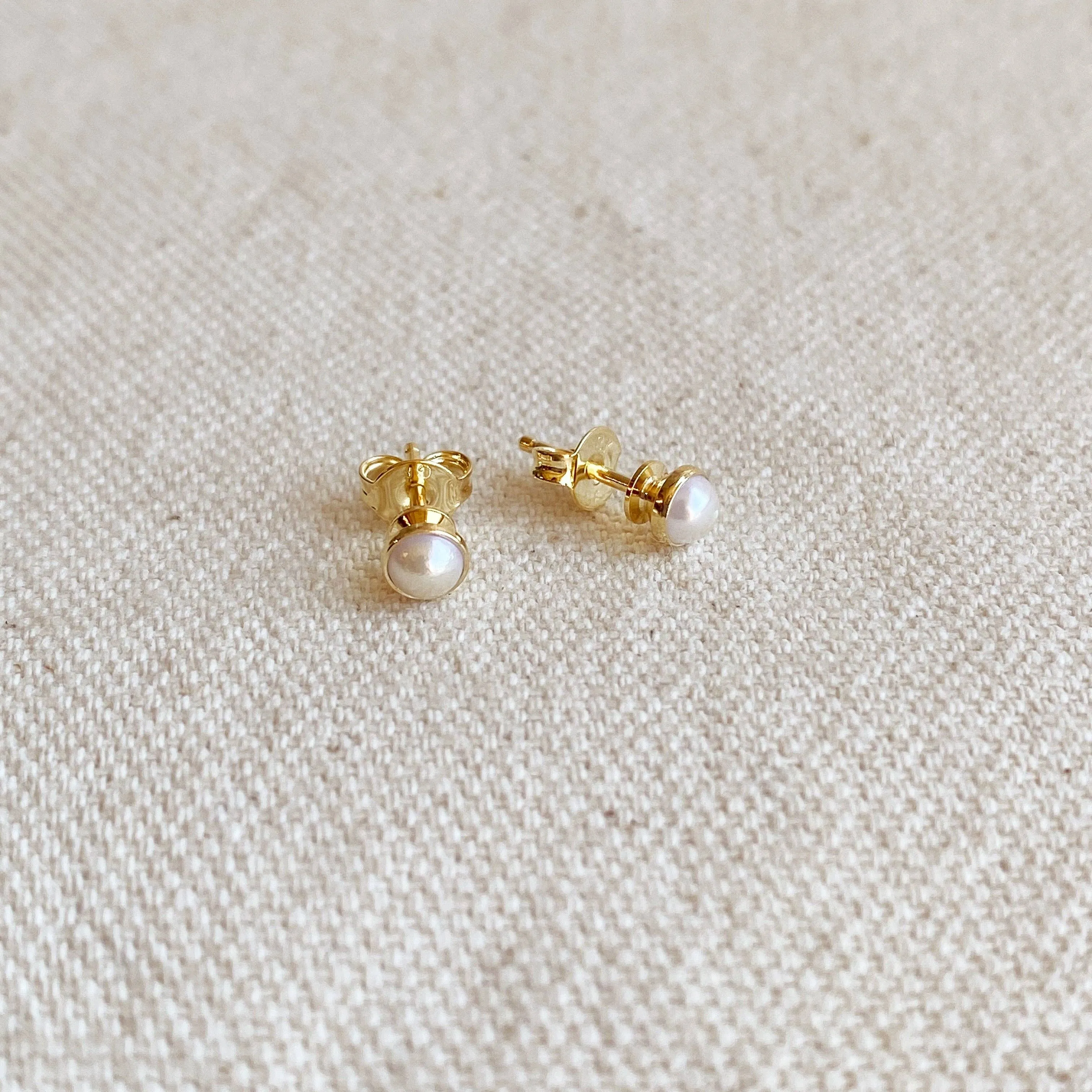 GoldFi - 18k Gold Filled 4mm Simulated Pearl Stud Earrings