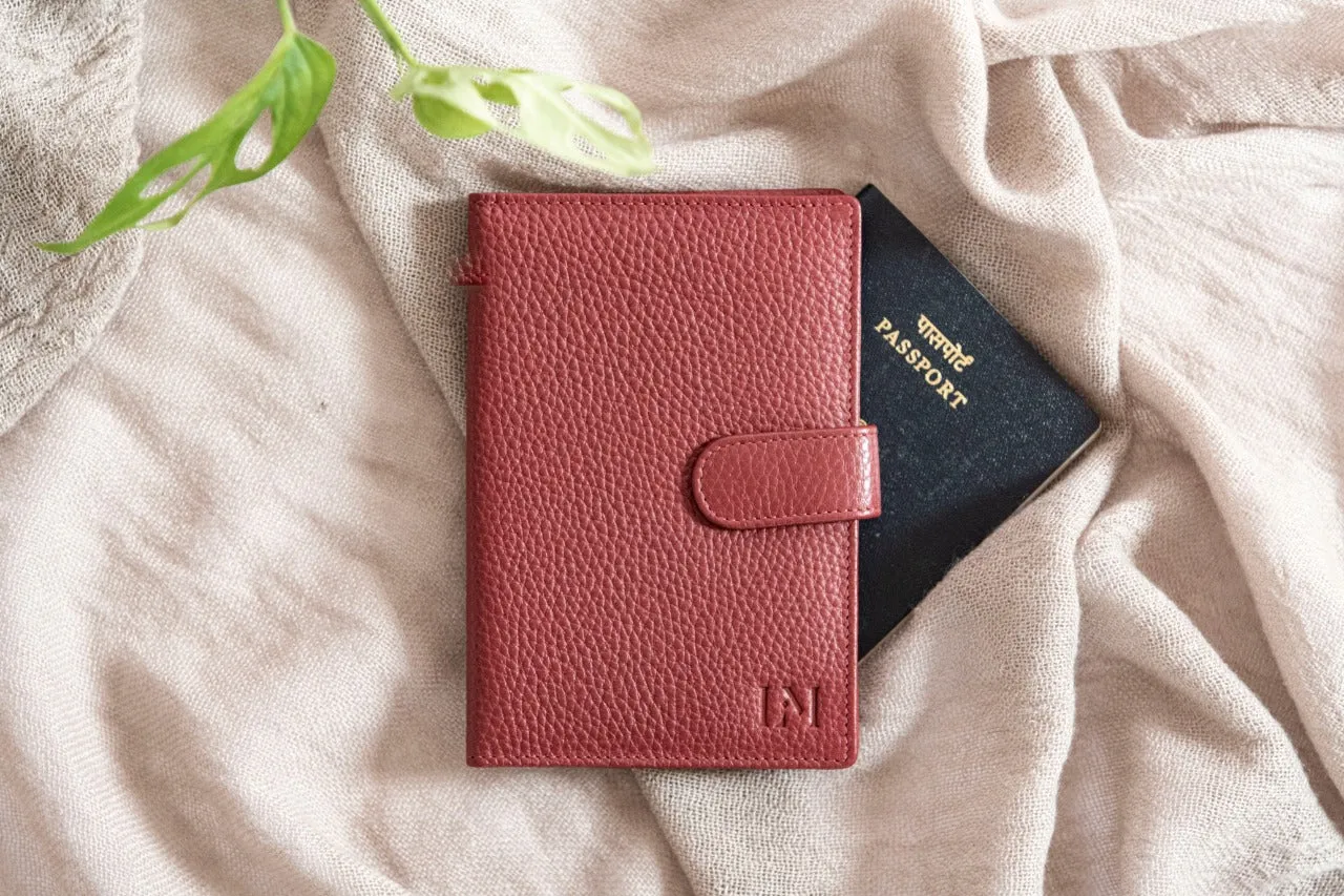 Le Mira 'The Voyager' Genuine Leather Passport Holder