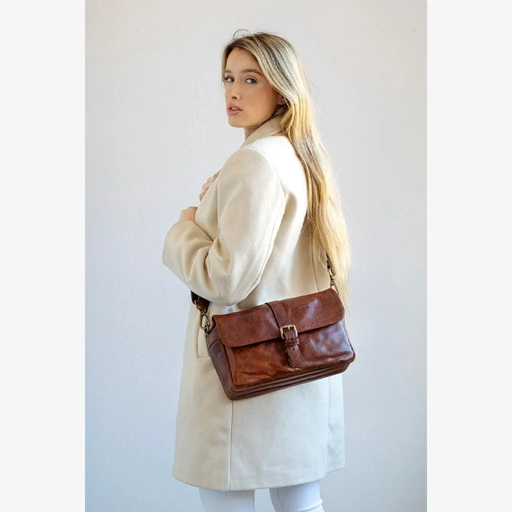 París Cognac Leather Camera Bag