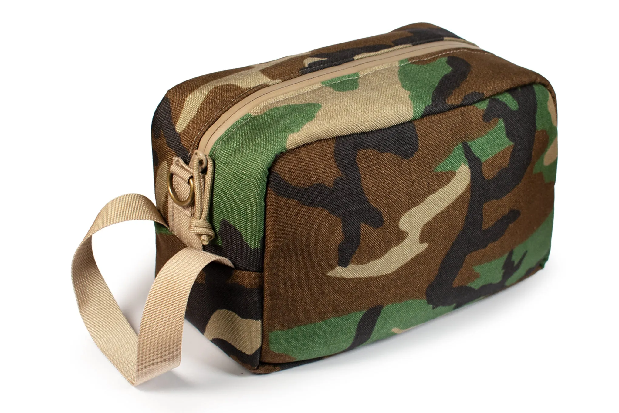 SMELL PROOF BAG - TOILETRY IN WOODLAND CAMO