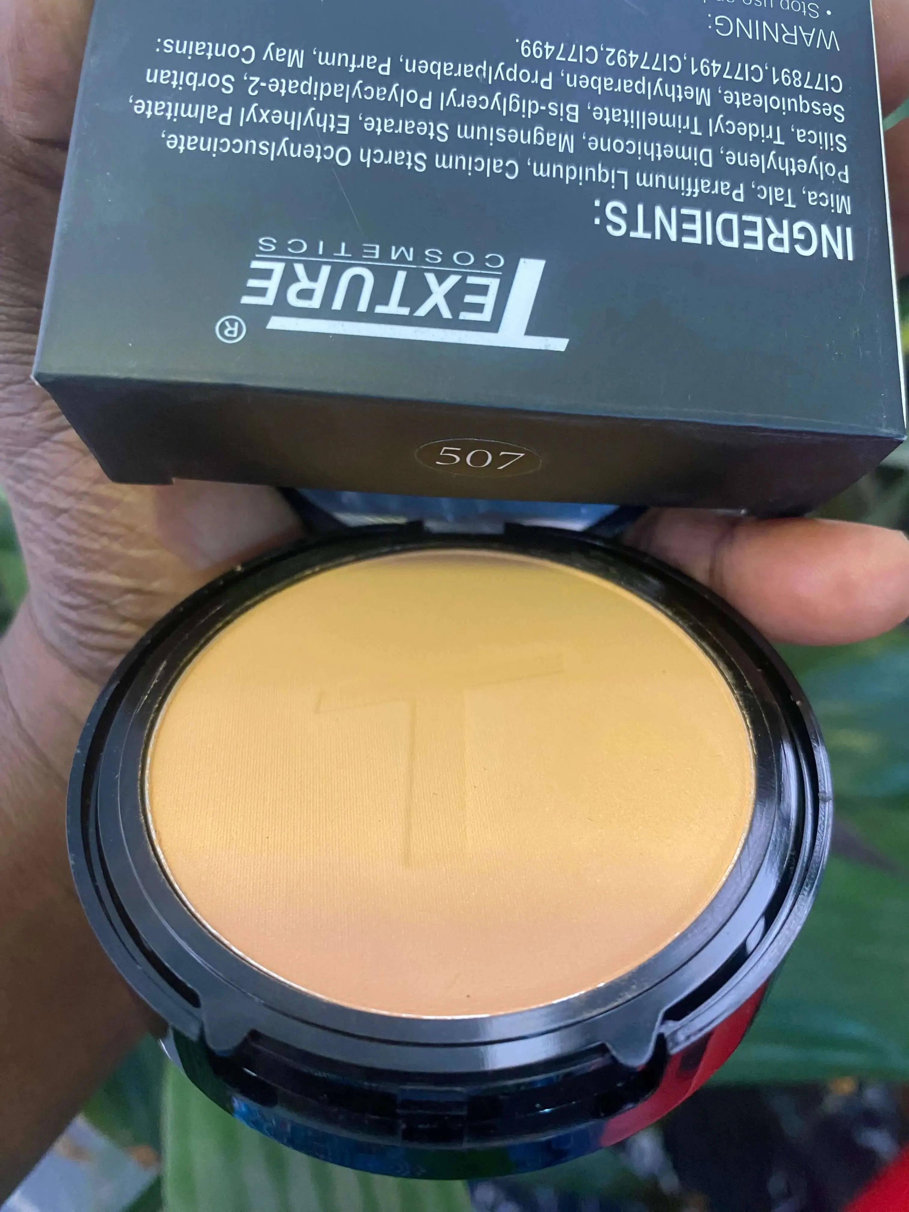 Texture Pressed Powder