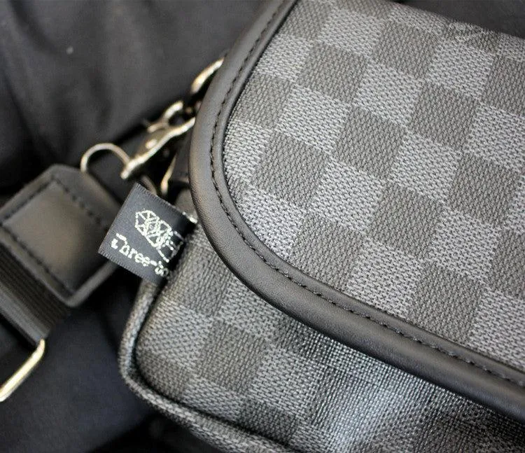 Vvsha  Christmas Gift Small Checkered Messenger Bag