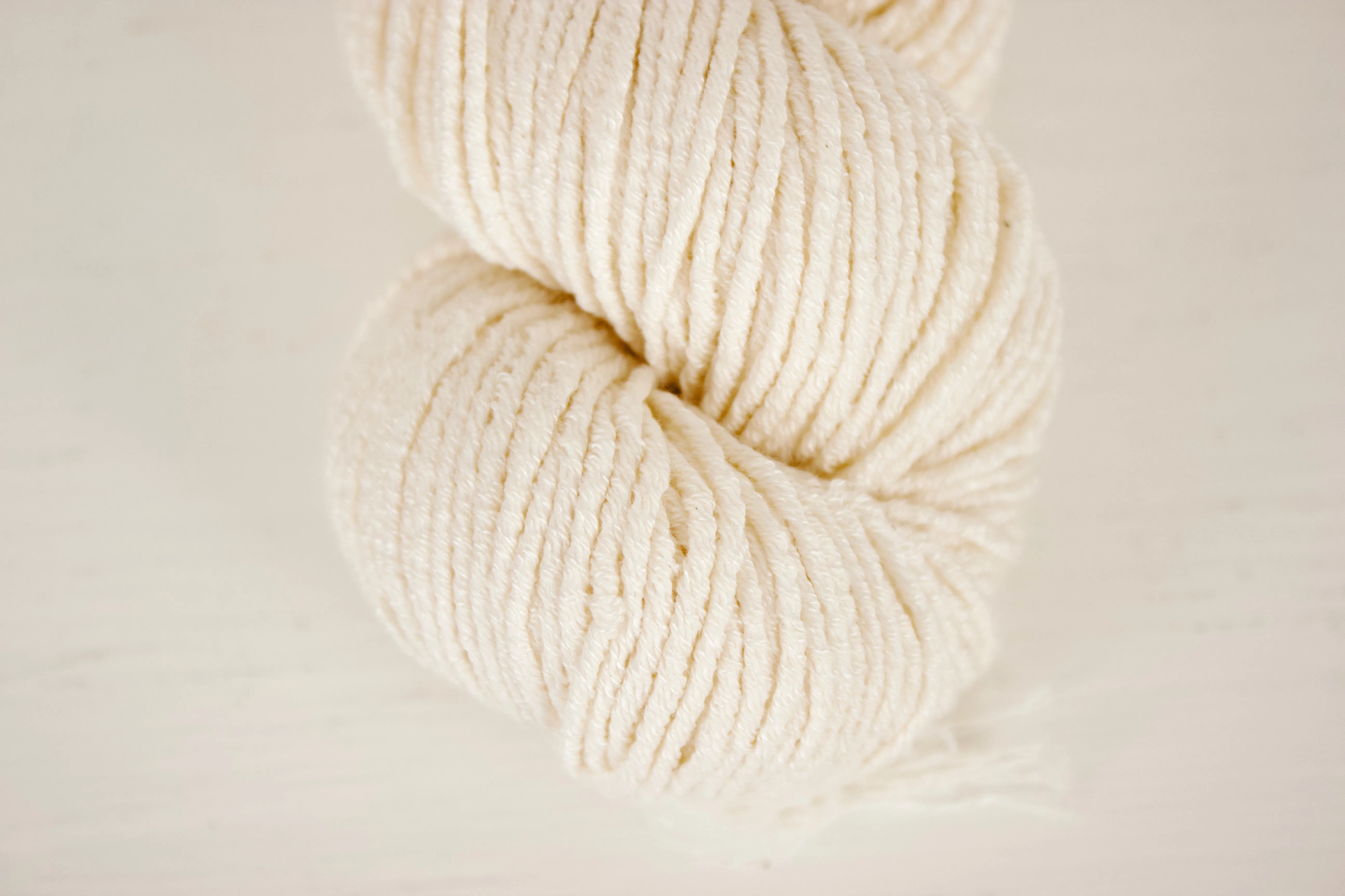 Wholesale Hyades - Vegan Stretchy Worsted Yarn Base for Dyers, undyed ecru, tencel, organic cotton, elastic